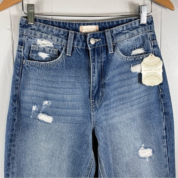 Altar’d State Blue Jeans Denim 26x32 Straight Leg Distressed T6129 NEW - Picture 2 of 16